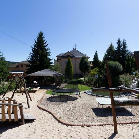 Apartmany Pemi Potstejn Экстерьер фото